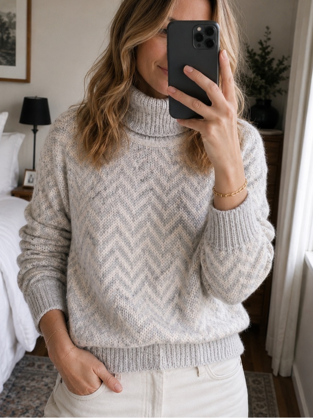 liz claiborne • Neutral  Chevron Turtleneck Sweater • Blouson waist • 90s